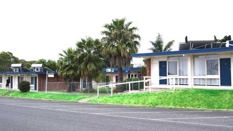 Ocean Views Motel Lakes Entrance Exterior photo