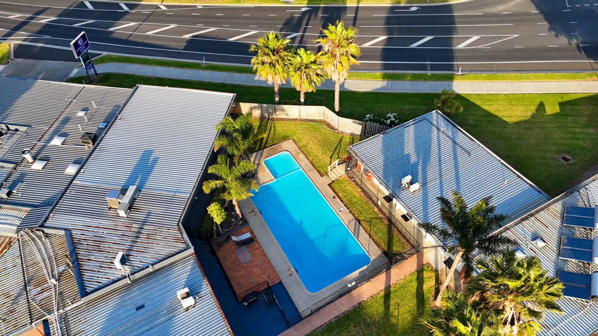 Ocean Views Motel Lakes Entrance Exterior photo